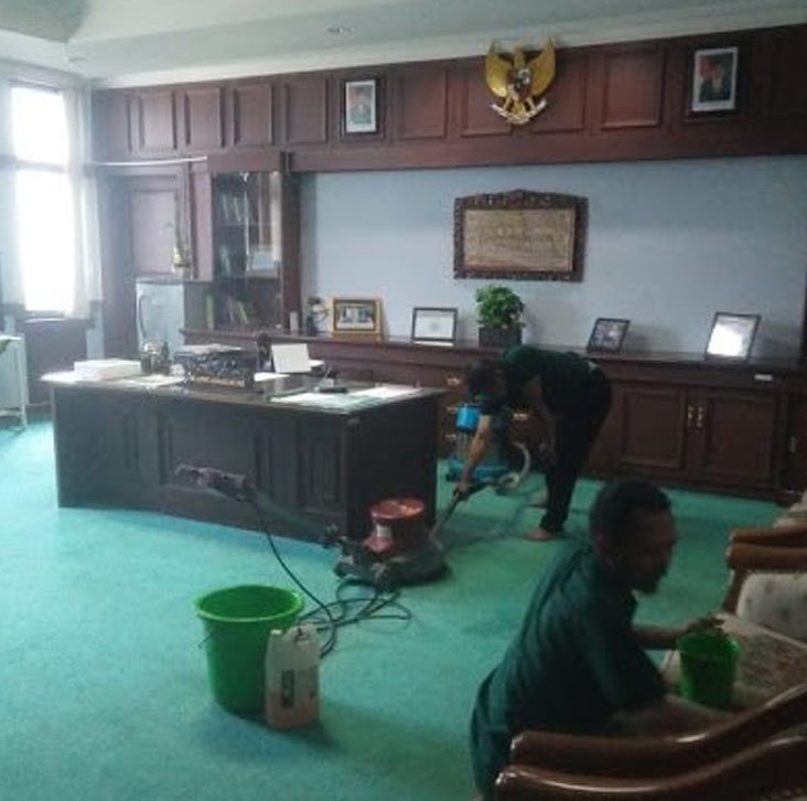Jasa Cuci Karpet Murah